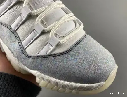 2025 HQ7000-001 HQ7000-001 Jordan “Snake”   11 Low  Air 0627